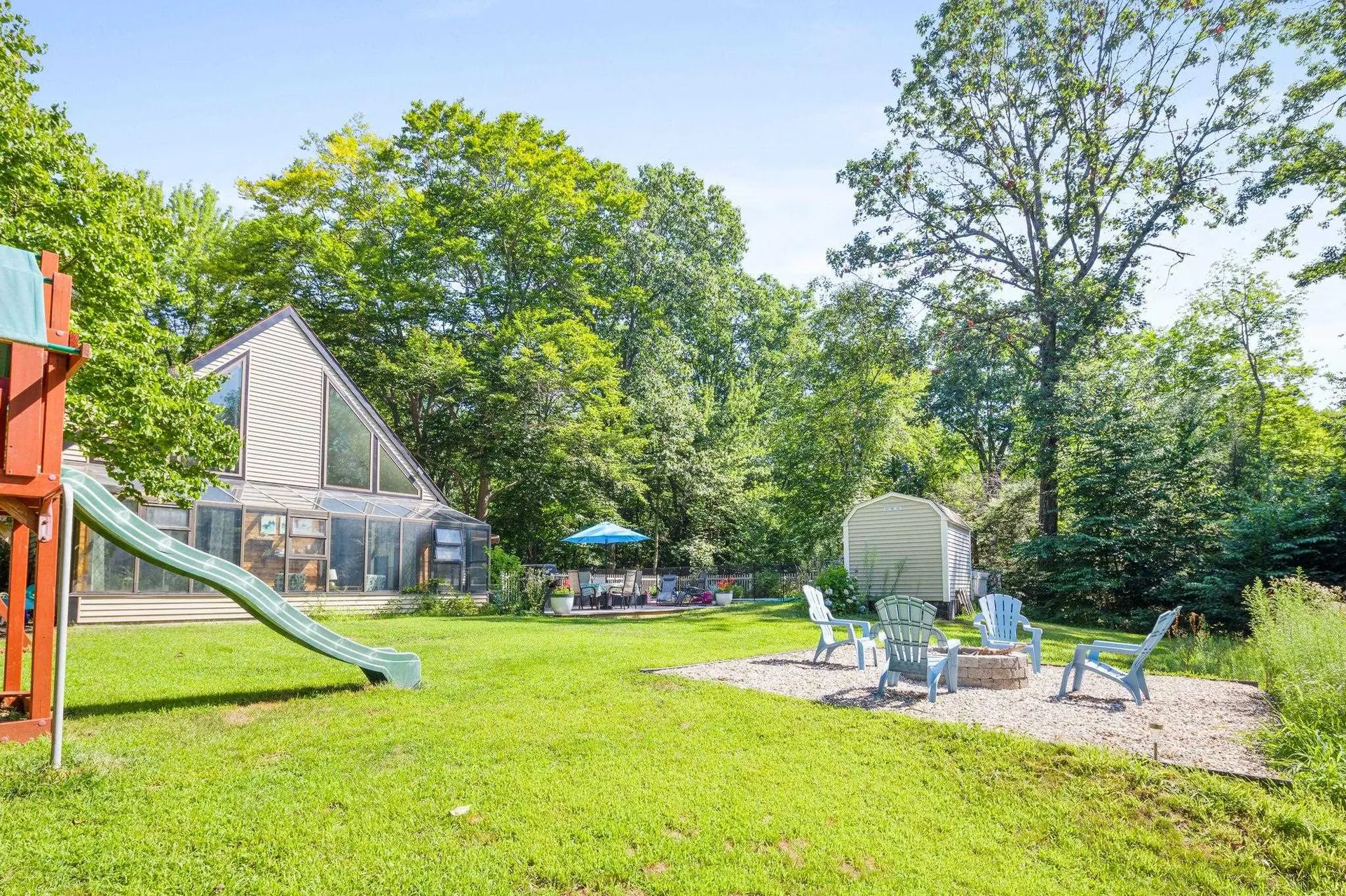 35 Pine Ridge Circle Sandown NH 03873