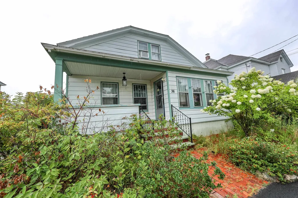36 Kearsarge Street Manchester NH 03102