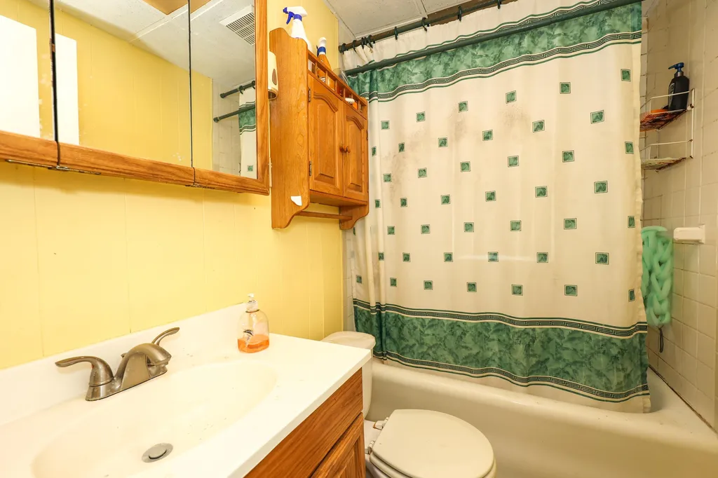 36 Kearsarge Street Manchester NH 03102