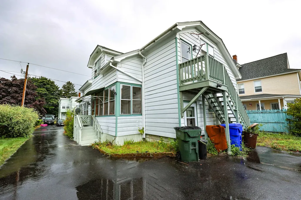 36 Kearsarge Street Manchester NH 03102