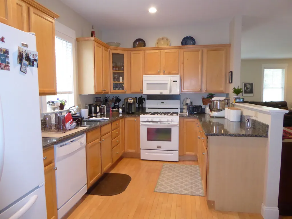 21 Doubleday Lane Essex VT 05452