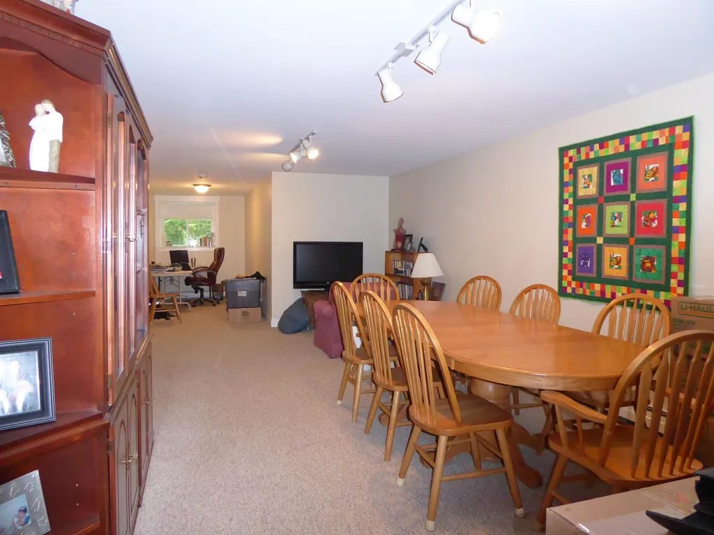 21 Doubleday Lane Essex VT 05452