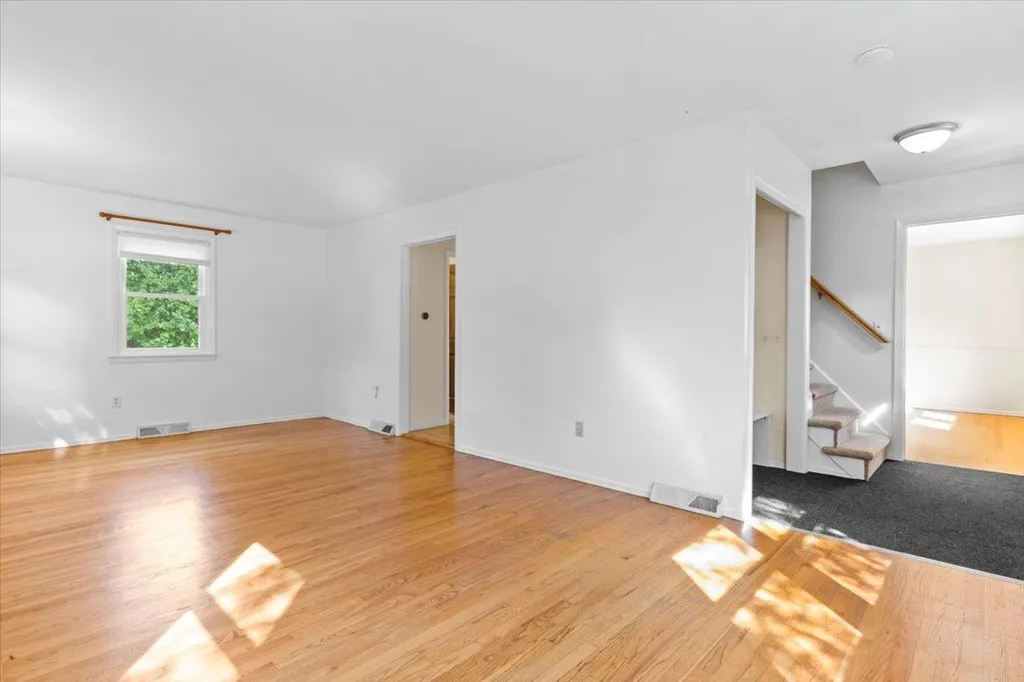 46 Sandy Lane Burlington VT 05401