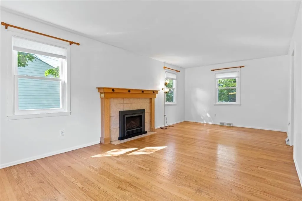 46 Sandy Lane Burlington VT 05401