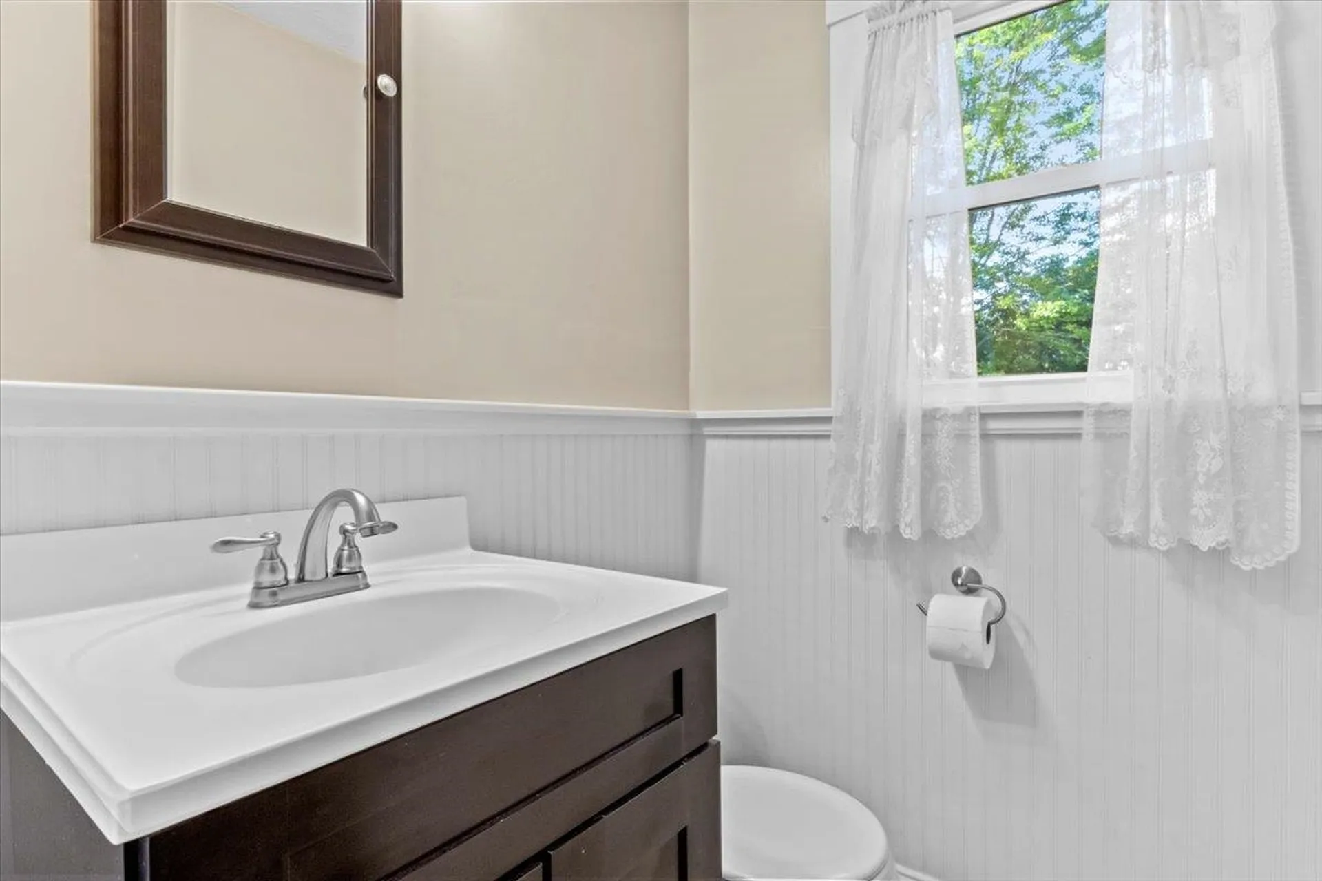 46 Sandy Lane Burlington VT 05401