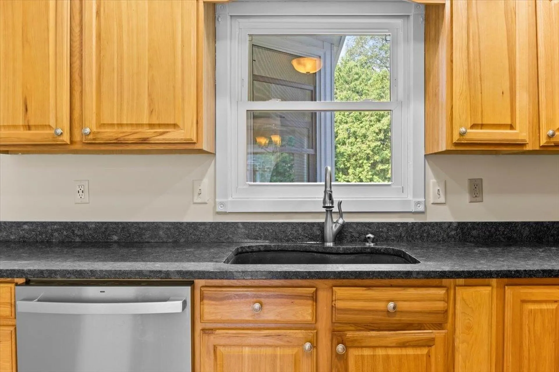 46 Sandy Lane Burlington VT 05401