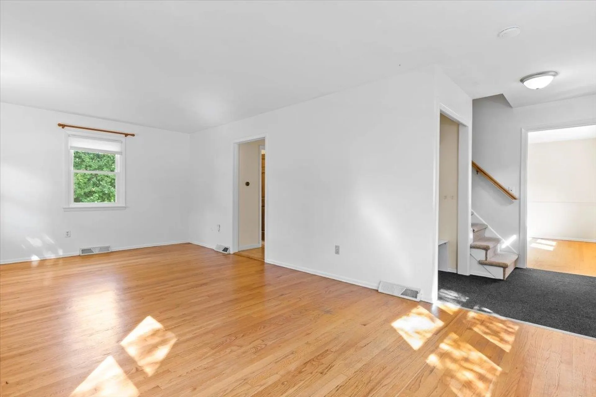 46 Sandy Lane Burlington VT 05401