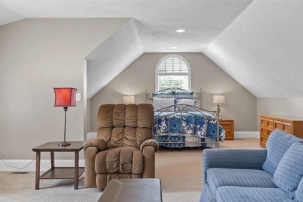19 Timberlane Road Windham NH 03087