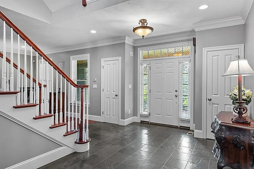 19 Timberlane Road Windham NH 03087