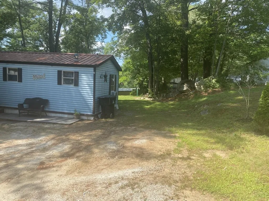 21 Edgewood Drive Allenstown NH 03275