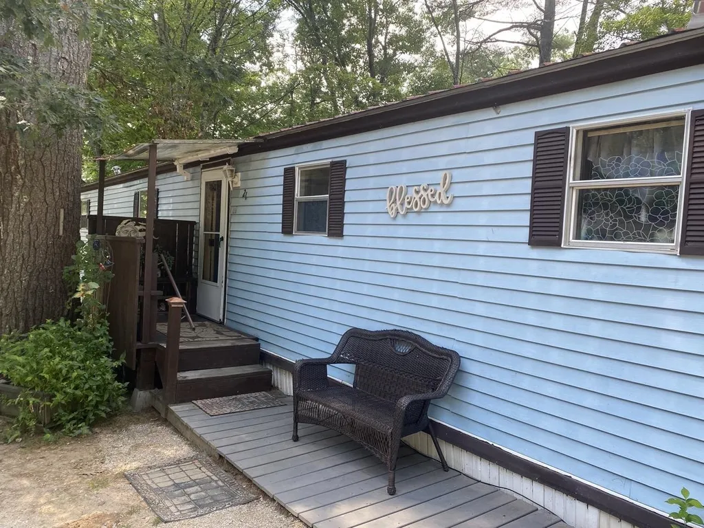 21 Edgewood Drive Allenstown NH 03275