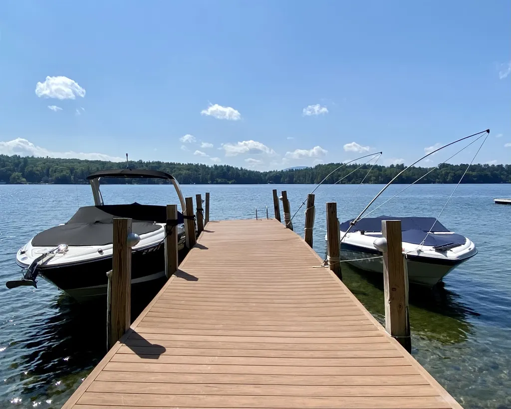 7 Earl Shore Road Wolfeboro NH 03894