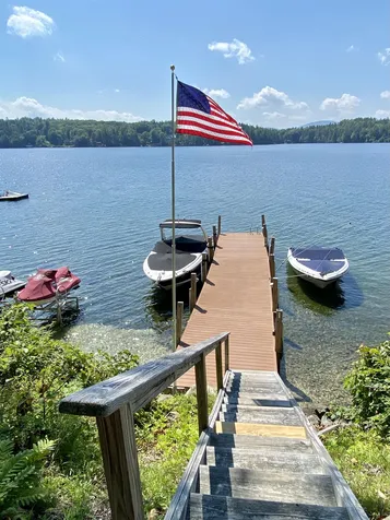 7 Earl Shore Road Wolfeboro NH 03894
