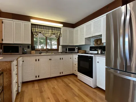 7 Earl Shore Road Wolfeboro NH 03894