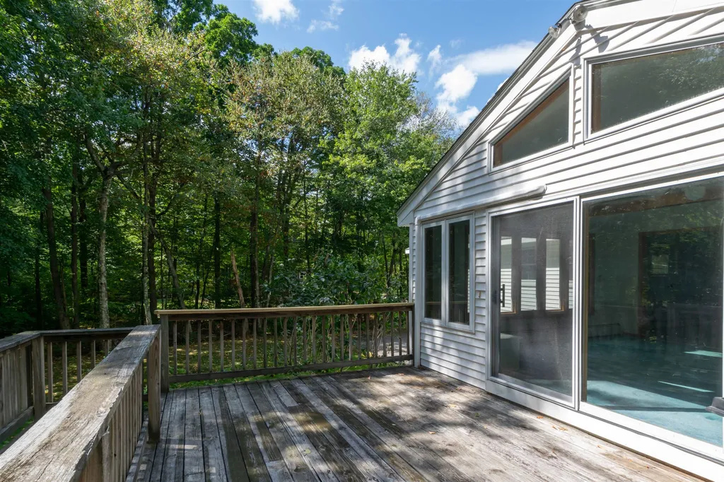 7 Wood Drive Atkinson NH 03811