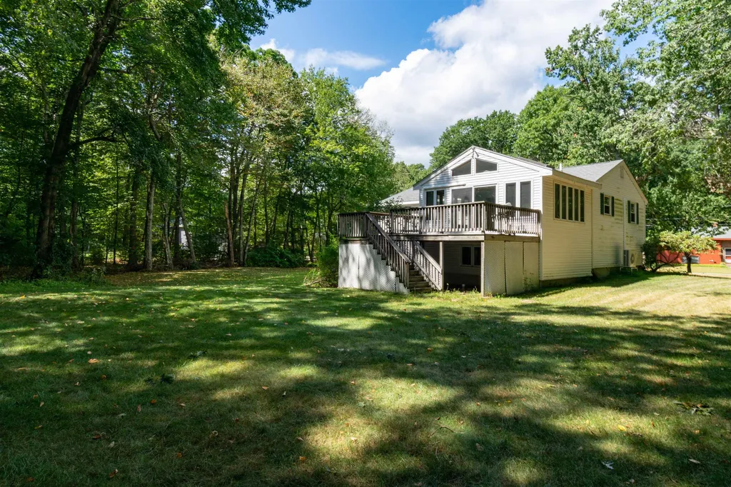 7 Wood Drive Atkinson NH 03811