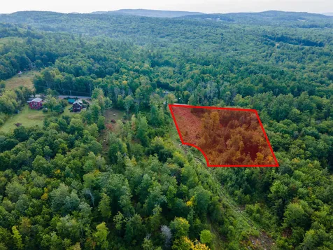 136 Ledge Hill Road Tuftonboro NH 03816