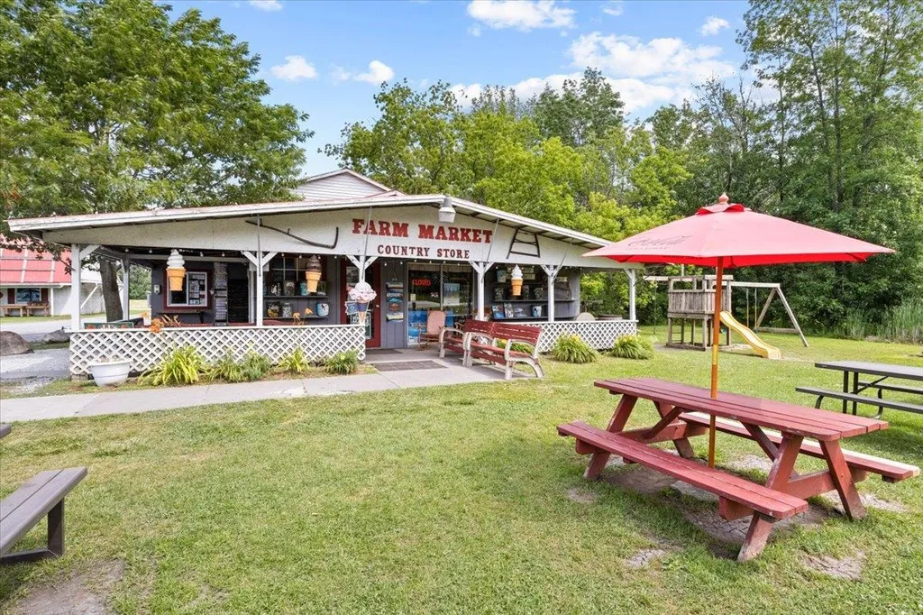752 North River Street Swanton VT 05488