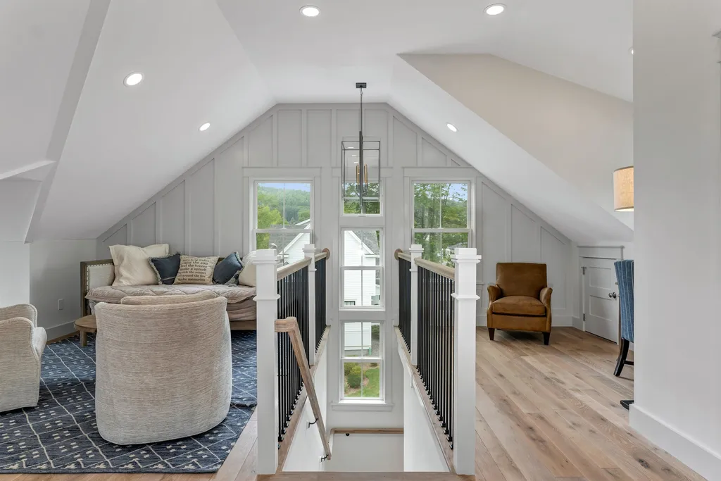 14 Lake Shore Drive Moultonborough NH 03254