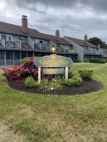 60 Weirs Road Gilford NH 03249