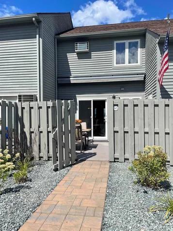 60 Weirs Road Gilford NH 03249