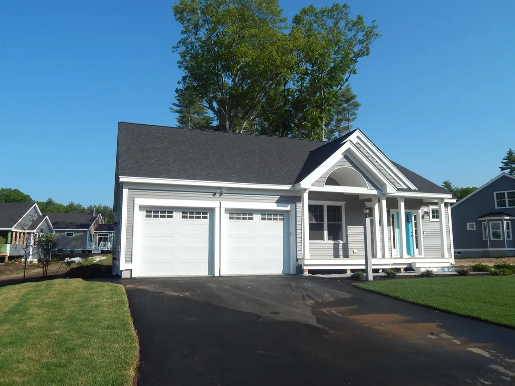 27 Sage Drive Hampton NH 03842