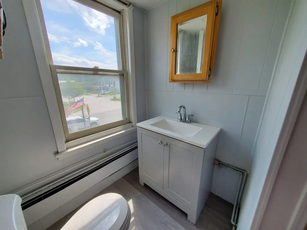 1177 Us Route 4 Canaan NH 03741