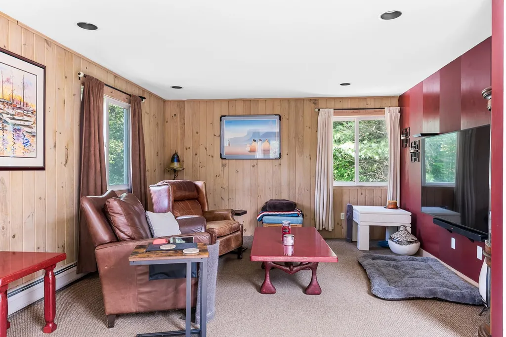 941 Brook Road Goshen NH 03752