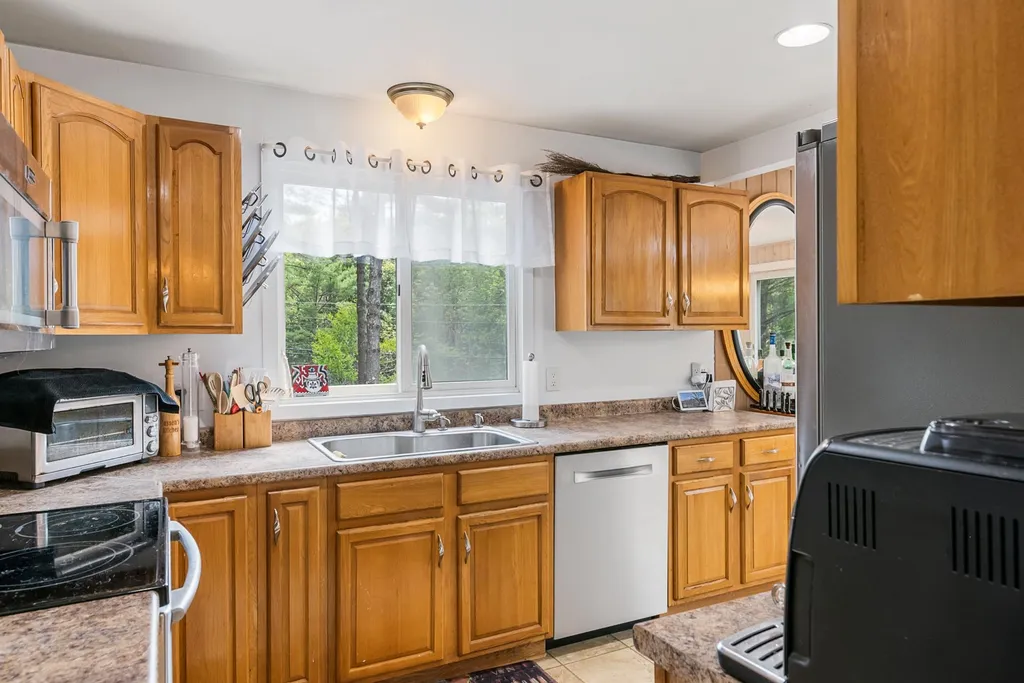 941 Brook Road Goshen NH 03752