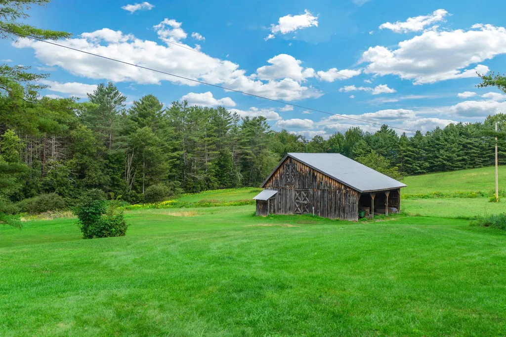 4985 North Road Royalton VT 05068