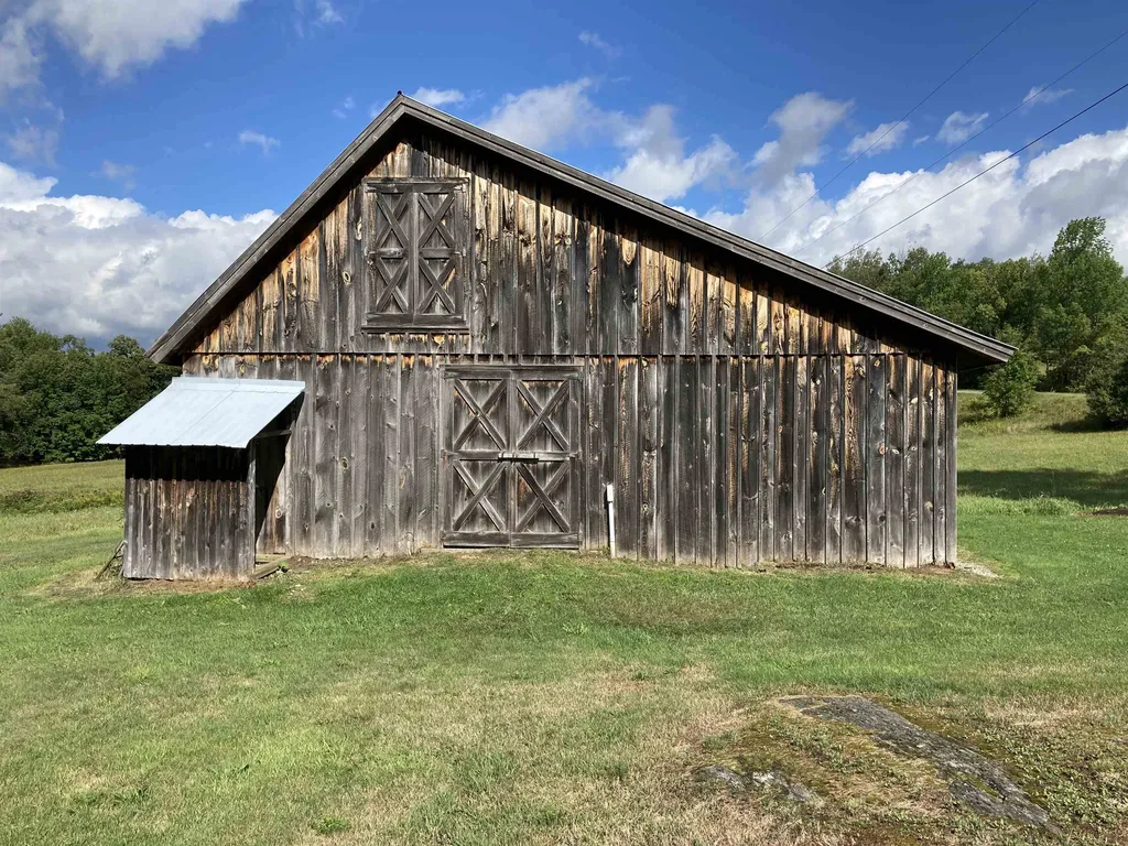 4985 North Road Royalton VT 05068