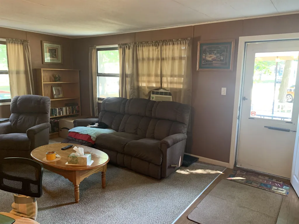 120 Colonial Village Somersworth NH 03878