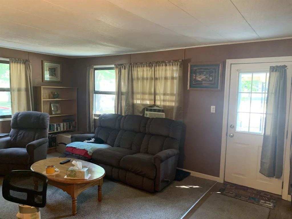 120 Colonial Village Somersworth NH 03878