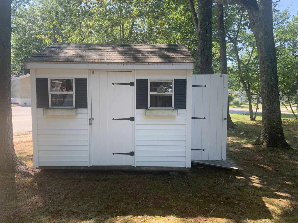 120 Colonial Village Somersworth NH 03878