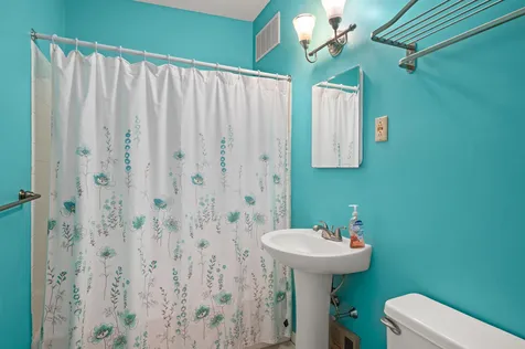 131 Treetop Circle Laconia NH 03246