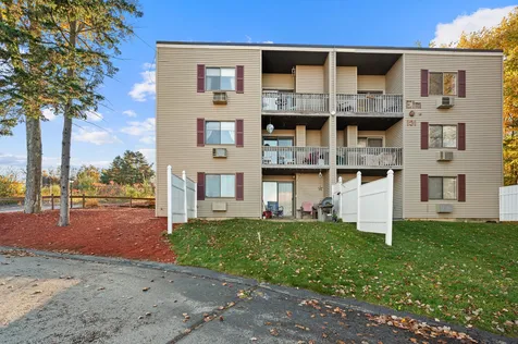 131 Treetop Circle Laconia NH 03246