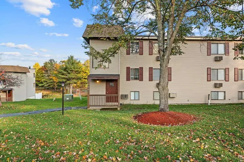 131 Treetop Circle Laconia NH 03246