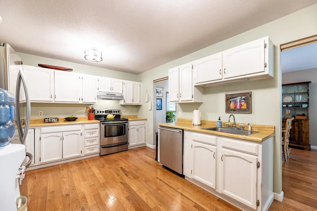 25 Pleasant Street Lebanon NH 03784