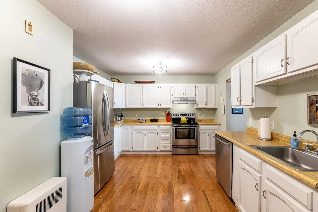 25 Pleasant Street Lebanon NH 03784