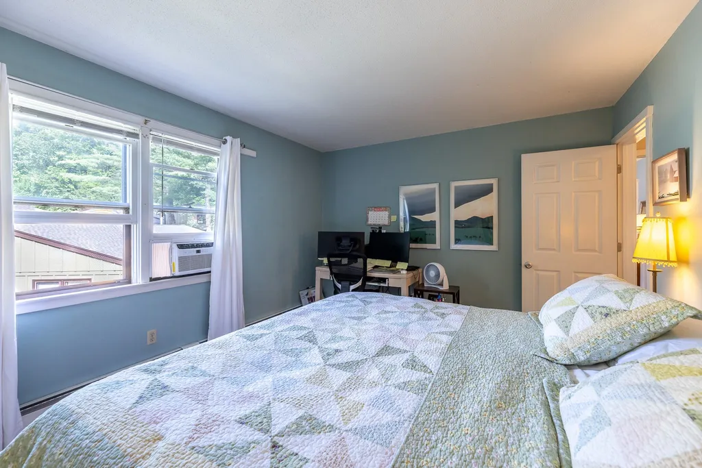 25 Pleasant Street Lebanon NH 03784