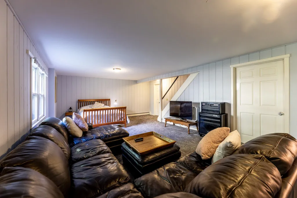25 Pleasant Street Lebanon NH 03784