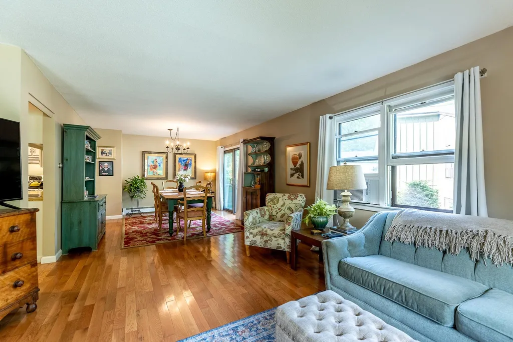25 Pleasant Street Lebanon NH 03784