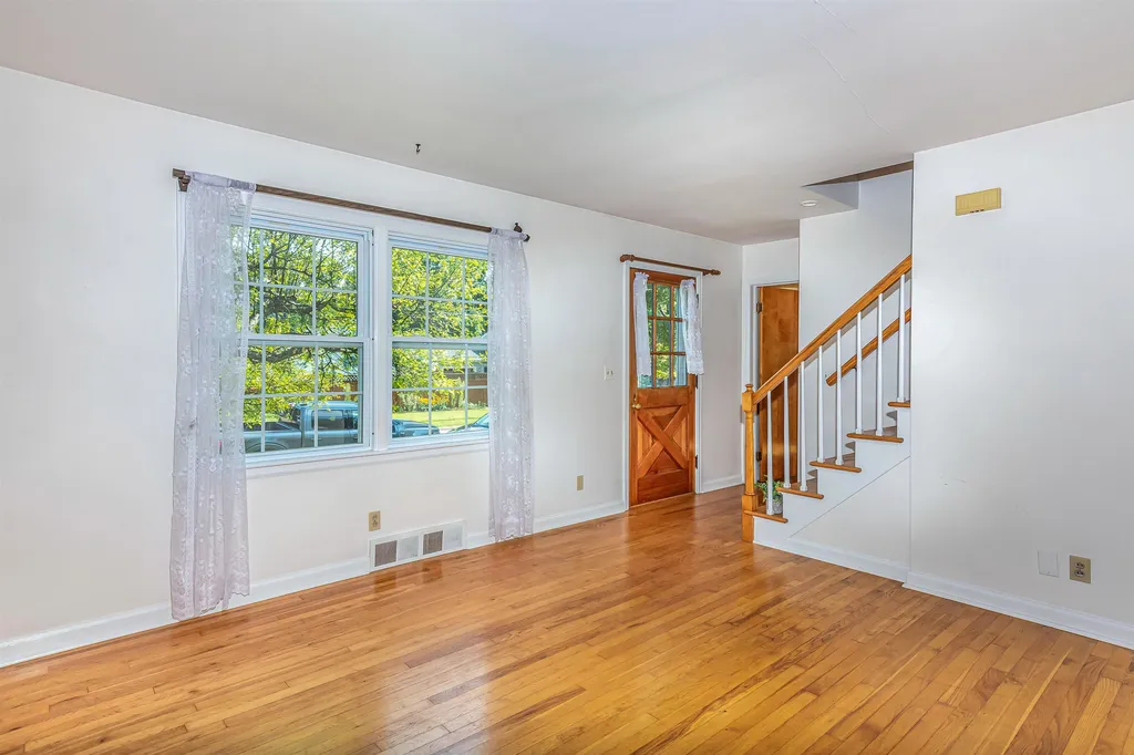 138 Village Green Burlington VT 05408