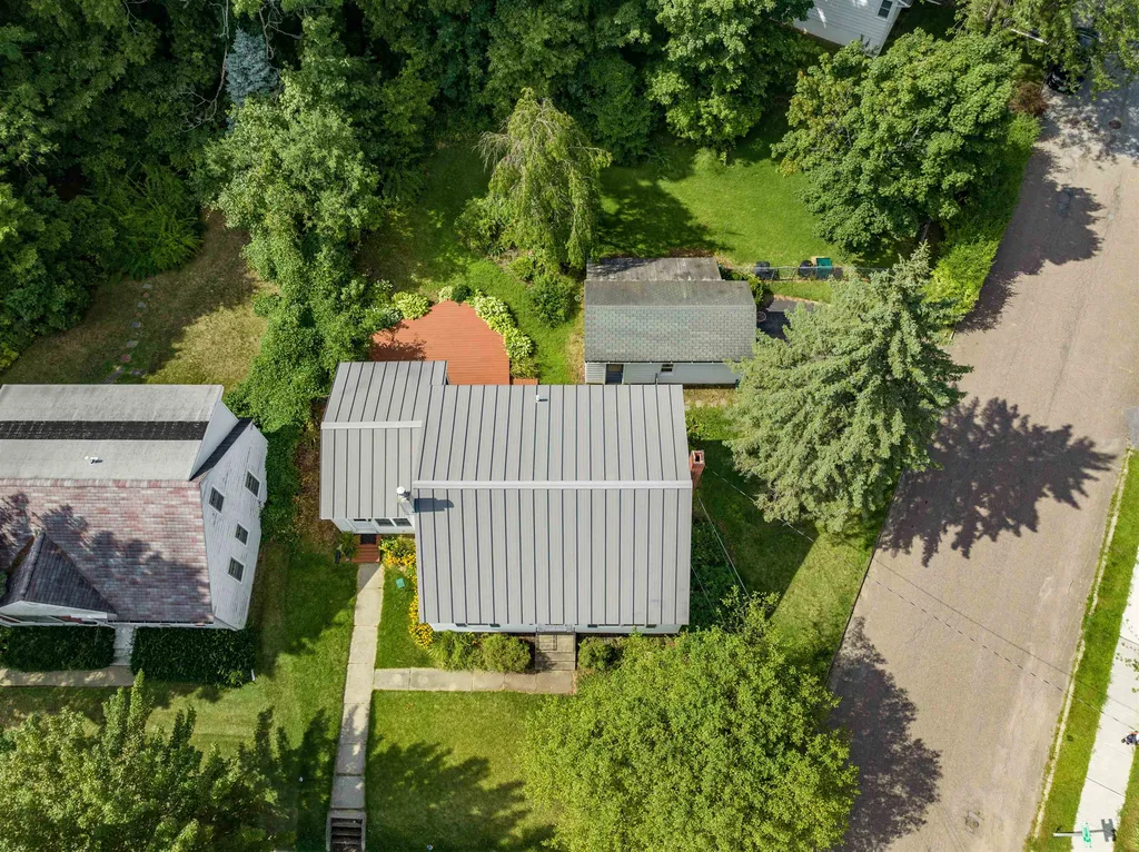 138 Village Green Burlington VT 05408