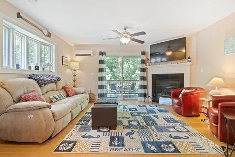 41 Akron Way Laconia NH 03246