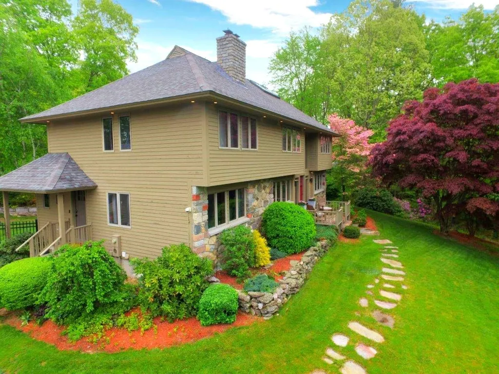2 Chapin Road Windham NH 03087