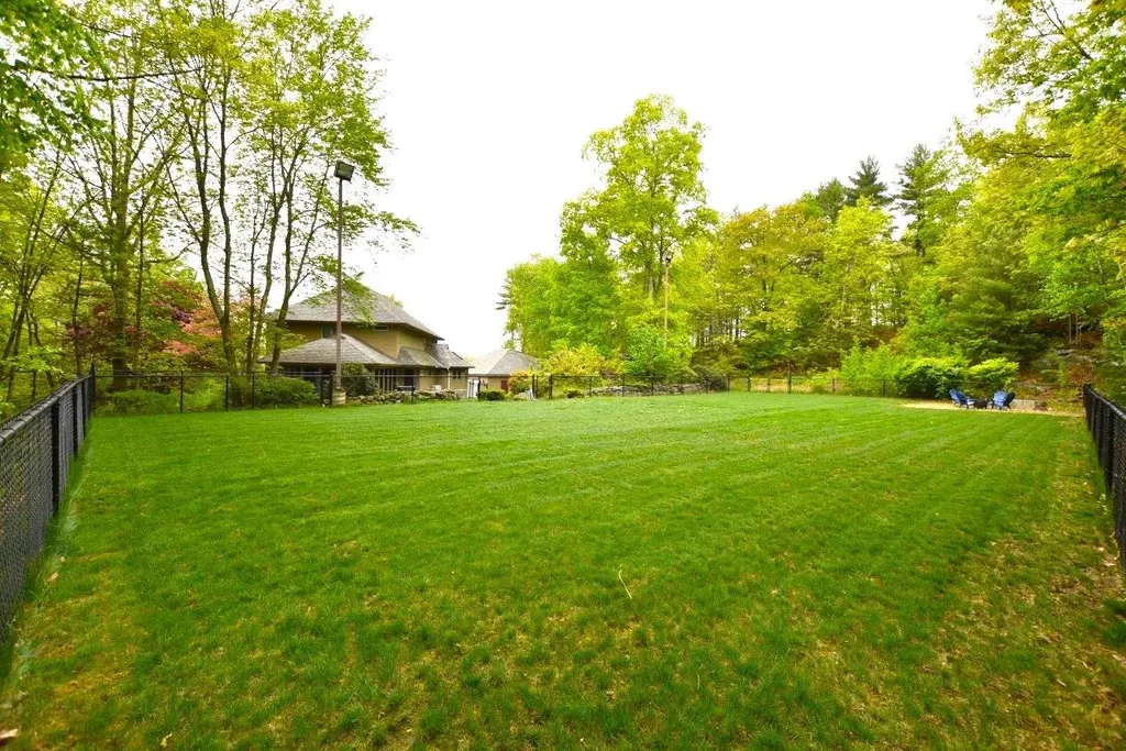 2 Chapin Road Windham NH 03087
