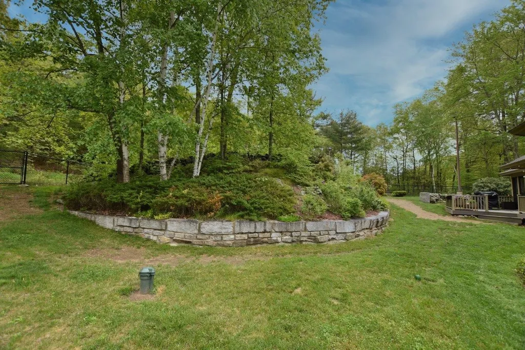 2 Chapin Road Windham NH 03087
