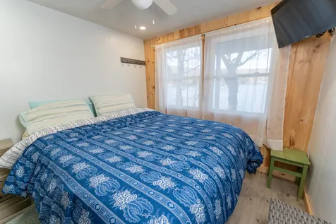 25 Georges Road Alton NH 03809