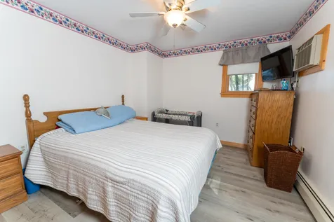 25 Georges Road Alton NH 03809